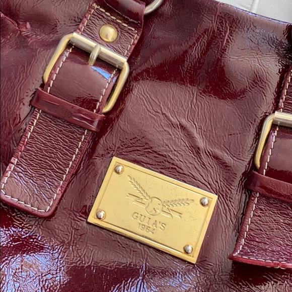 Guia’s Burgundy Patent Tote Bag - Picture 3 of 7